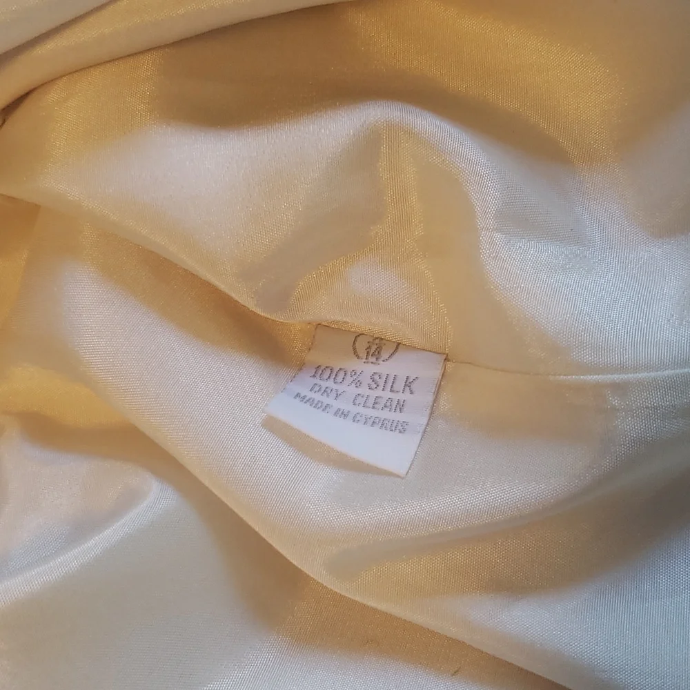 Vintage 90s Georgiou Cream Silk Skirt w/ Pockets - Picture 4 of 12